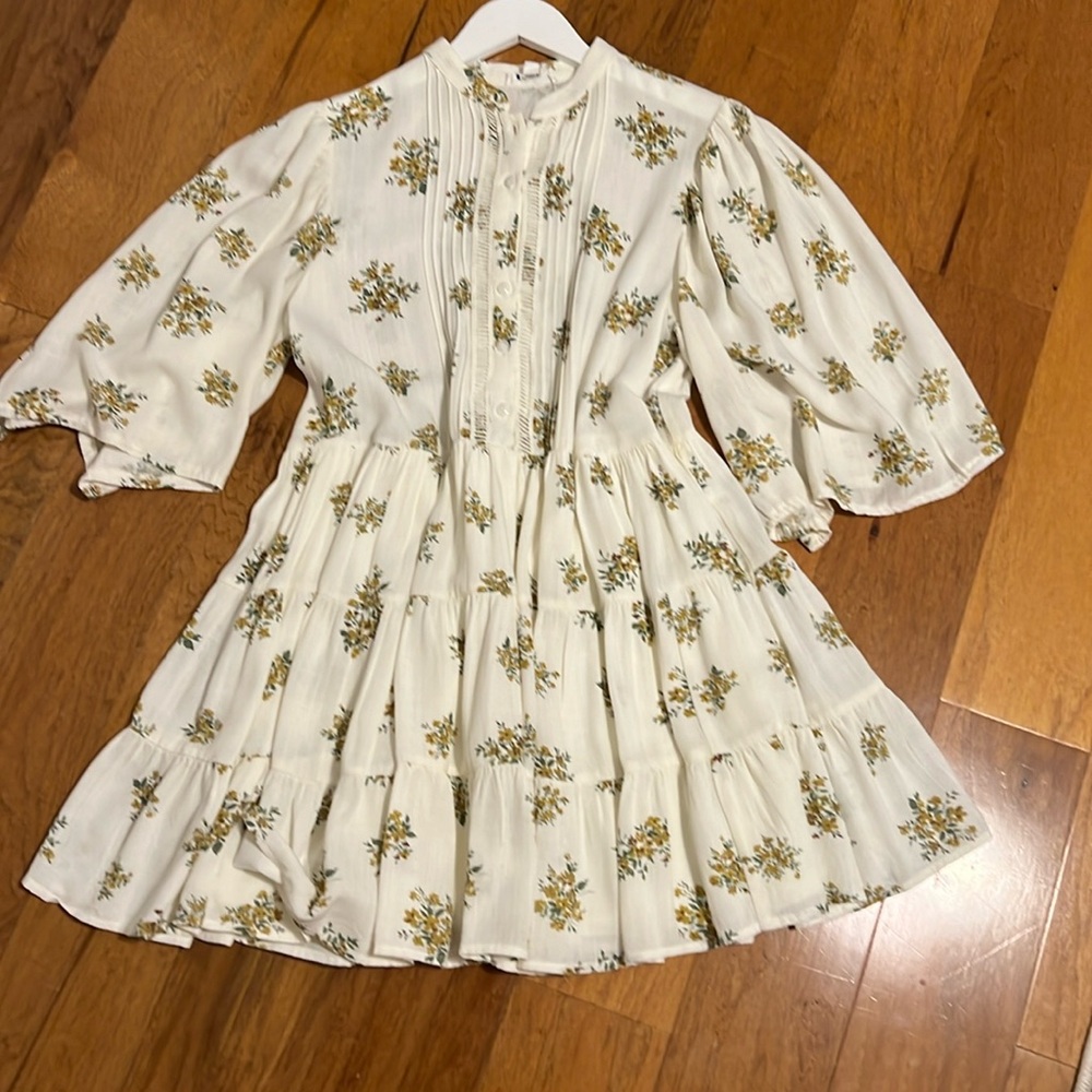 By The River Women Pleated‎ Tiered Floral Mini Dress